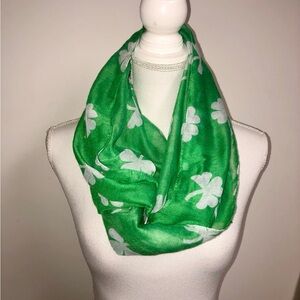 St Patrick’s Day infinity scarf St patricks day three leaf clover shamrock luck